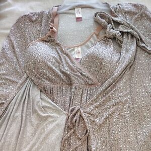 Secret Treasures Leopard Print Maternity/Nursing Set - Short Gown & Robe
